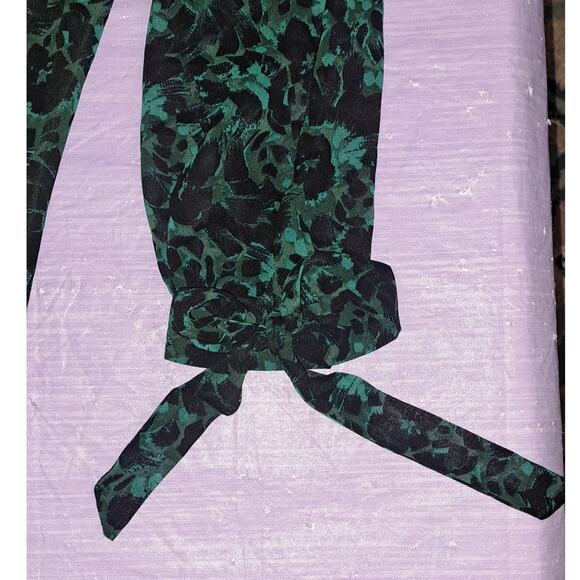 Ingrid+Isabel Maternity Green Black Long Sleeve Whimsical Woven Shirt Small - Picture 6 of 8